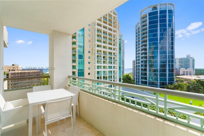 Foto del edificio - 3350 SW 27th Ave