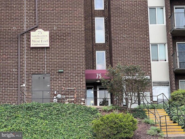 Foto del edificio - 75 S Reynolds St