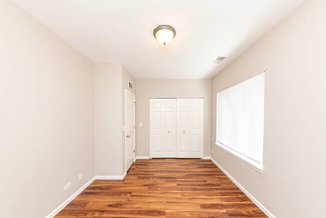 Photo - 2331 N Lister Ave Townhome