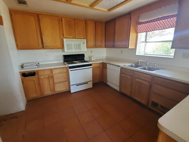 Foto del edificio - 49500 Meadowview Way