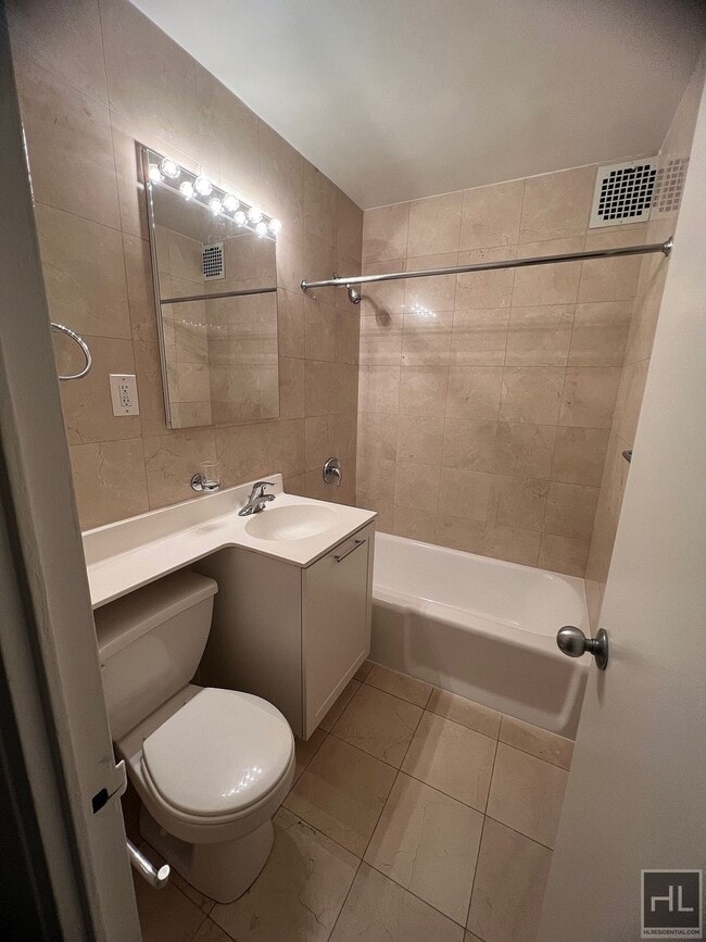 Foto del edificio - EAST 49 STREET