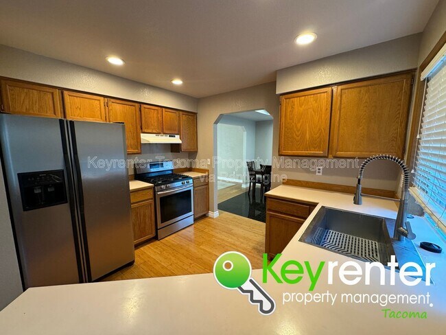 Foto del edificio - 9223 76th St Ct SW
