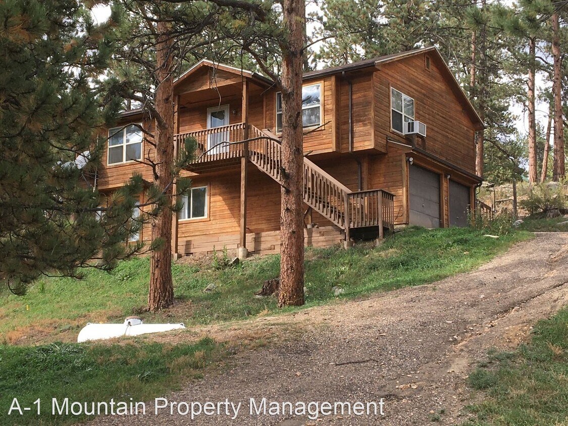 Primary Photo - 3 br, 3 bath House - 201 Bluebird Dr.