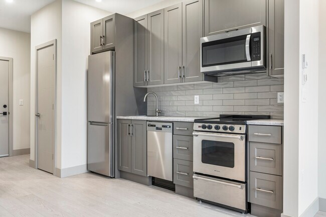 Photo du bâtiment - 45551-45551 Knight Rd