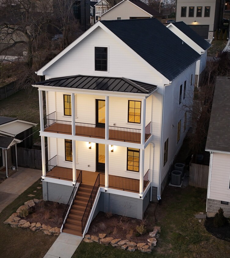 Primary Photo - 1010 Wade Ave