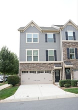 Building Photo - 1805 Shumard Ln