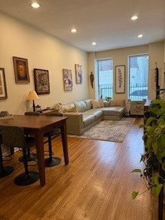 Foto del edificio - 1255 N Honore St