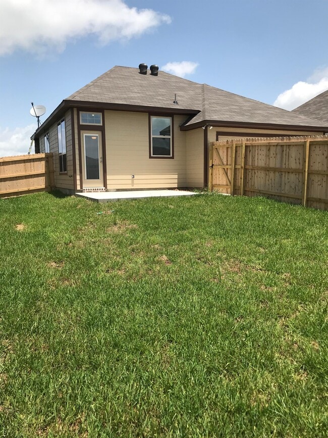 Photo - 2009 Viva Rd House