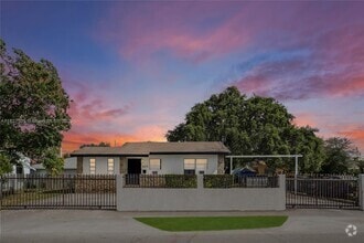 Building Photo - 6535 NW 6th Ave