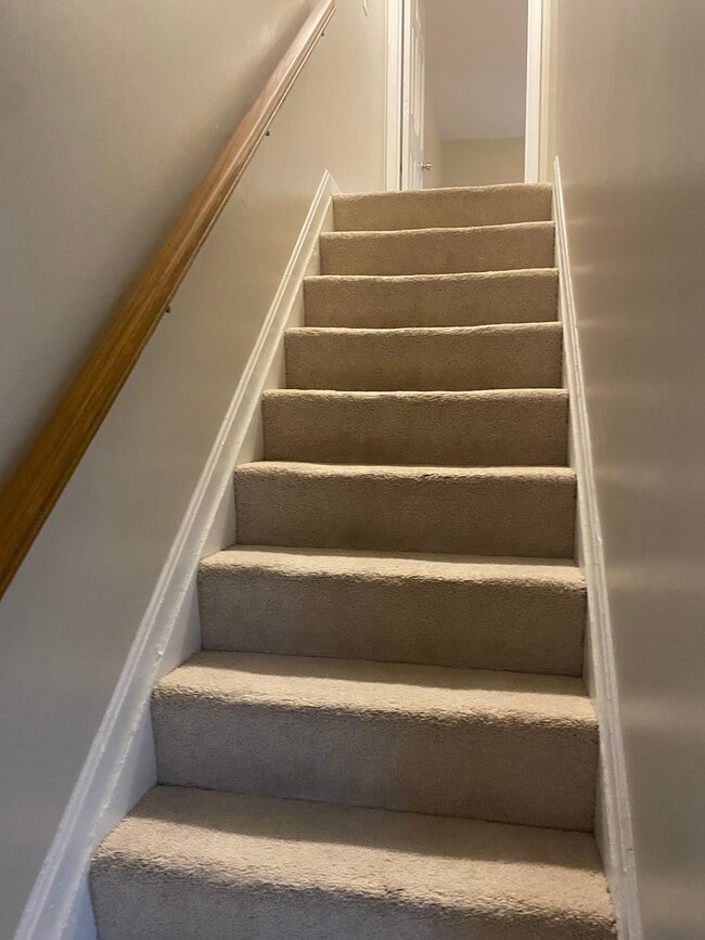 Foto del edificio - 15355 Gatehouse Ter