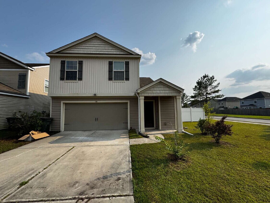 Primary Photo - Home for Rent