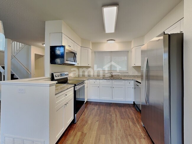 Foto del edificio - 8226 Wilmington Dr