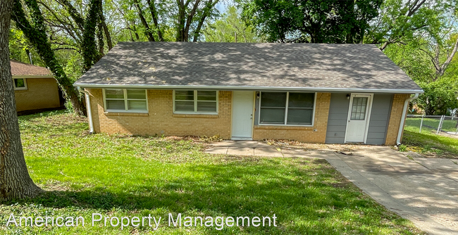 Foto del edificio - 4 br, 2 bath House - 2042 College Heights Rd