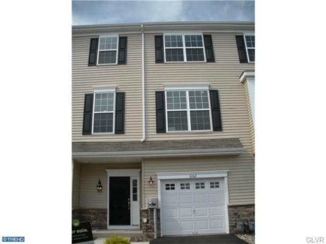 Foto principal - 6162 Valley Forge Dr