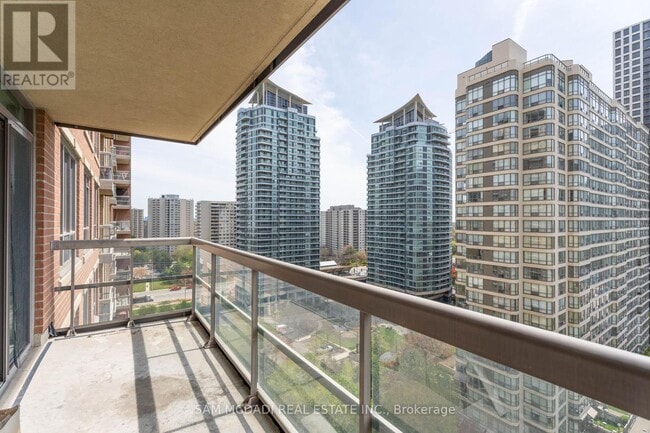 Building Photo - 156-1156 Enfield Pl