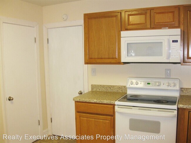 Building Photo - 1 br, 1 bath House - 2512 Cecelia Avenue