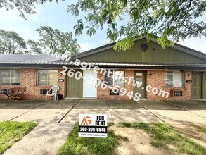 Building Photo - 901-931 W Brookwood Ct