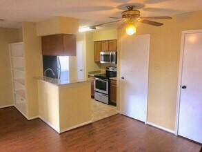 Building Photo - 2120 El Paseo St