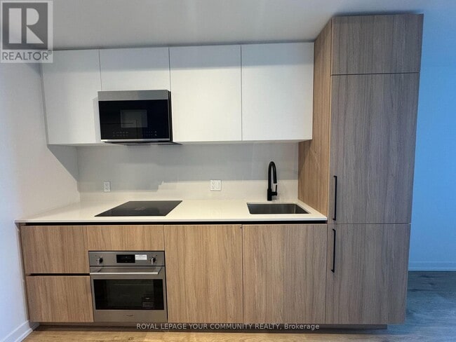 Photo du bâtiment - 35 Parliament St