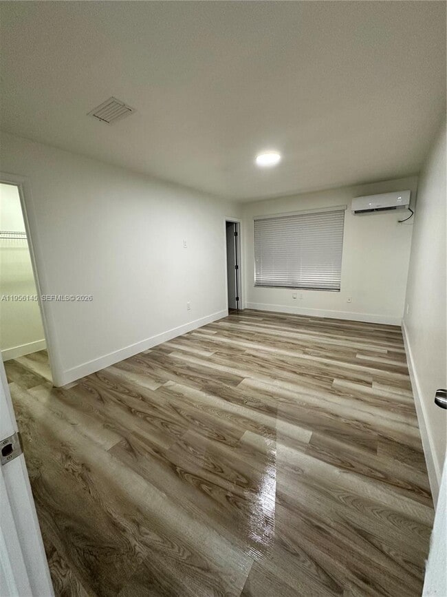 Foto del edificio - 111 SW 31st Ct