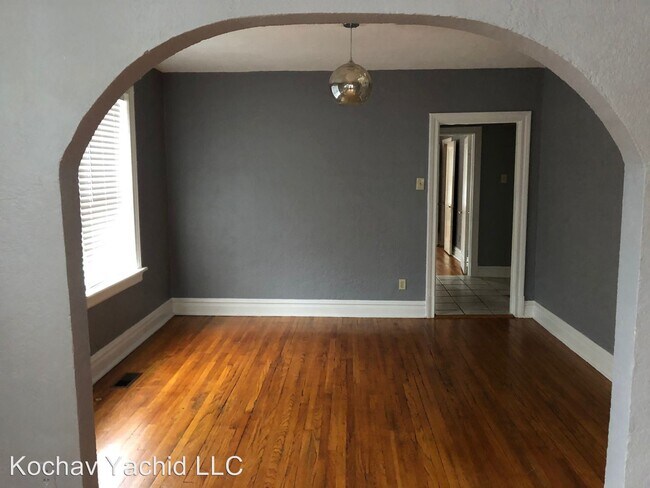 Building Photo - 7227-7229 Dartmouth Ave