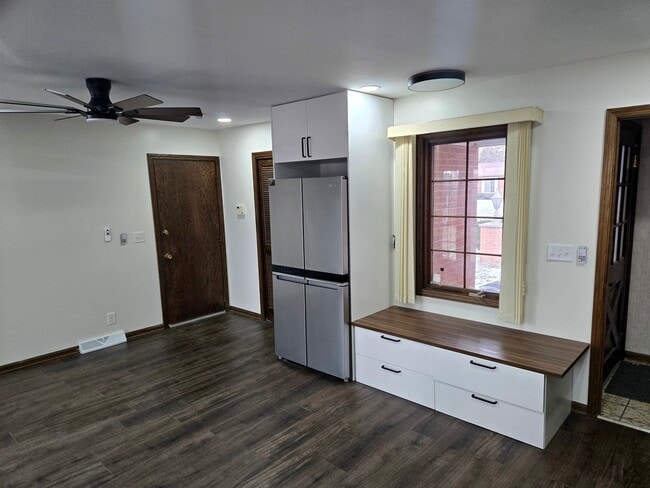 Building Photo - 212 Georgeanna St