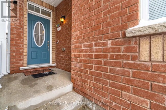 Building Photo - 532 Edenbrook Hill Dr