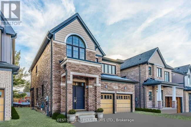 Building Photo - 205 Dingman St