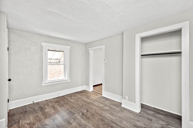 Building Photo - Charming 1 bedroom home in Baldwin available June 1!