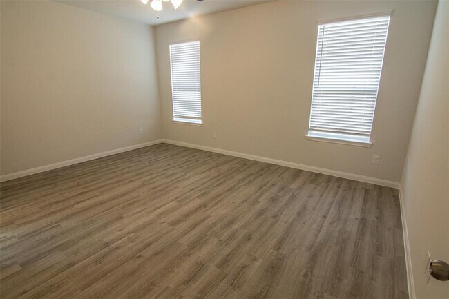 Foto del edificio - 17130 Cory Cornel Ln