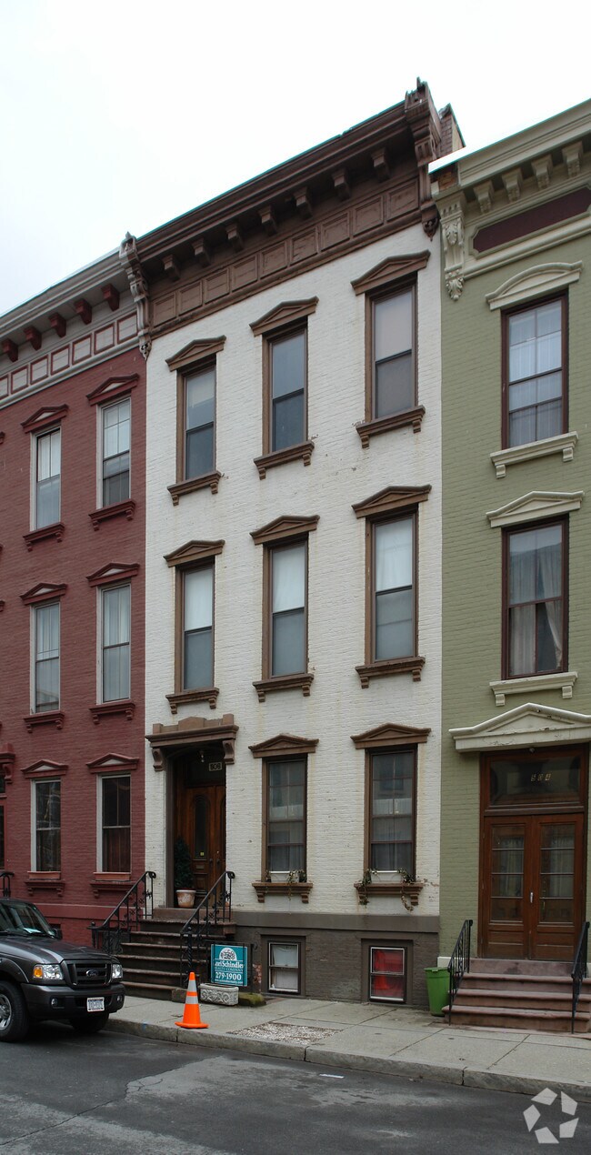 506 Grand St Troy, NY 12180 Rentals Troy, NY