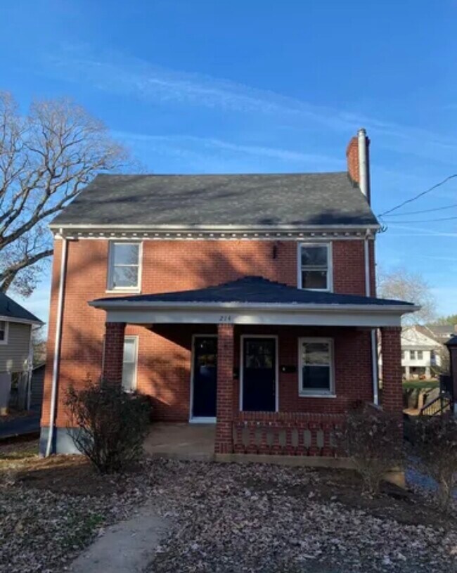 Foto del edificio - 214 Langhorne Ln