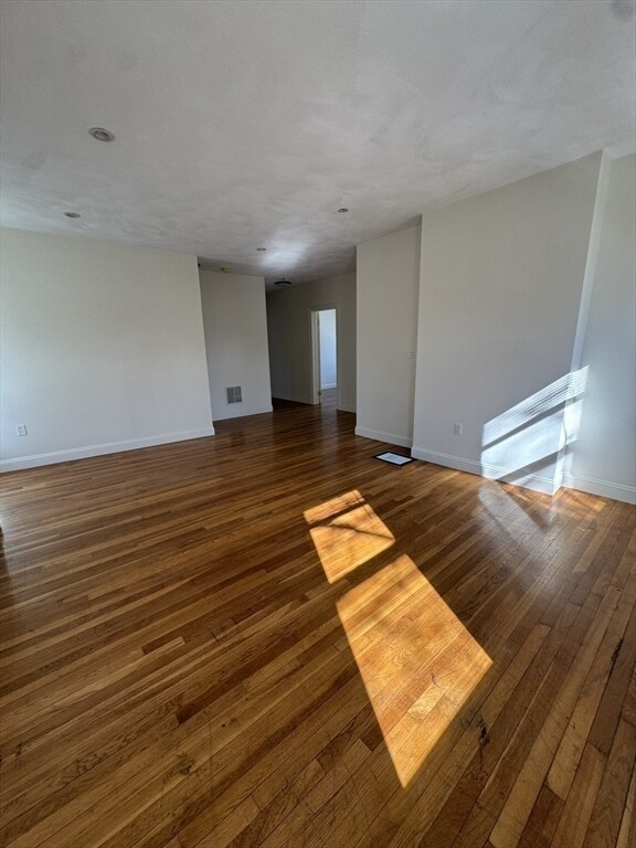 Foto del edificio - 382 Salem St