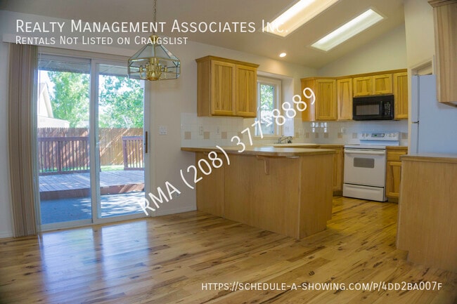Building Photo - 3756 W Patel Dr