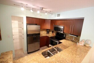 Building Photo - 120 Yacht Club Way