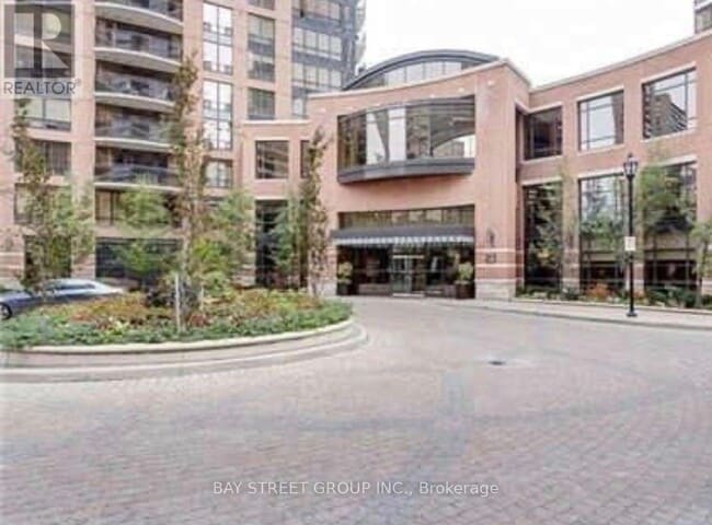 Building Photo - 33 Sheppard Ave E