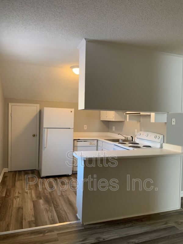 108 Watts Bar St Unit 1, Sheffield, AL 35660 Condo for Rent in