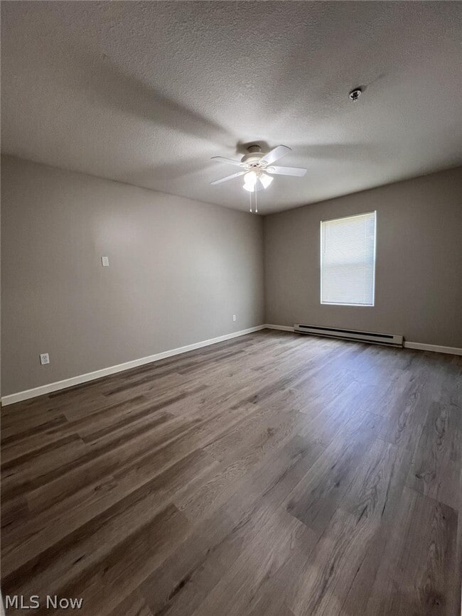 Building Photo - 3635 Indian Run Dr