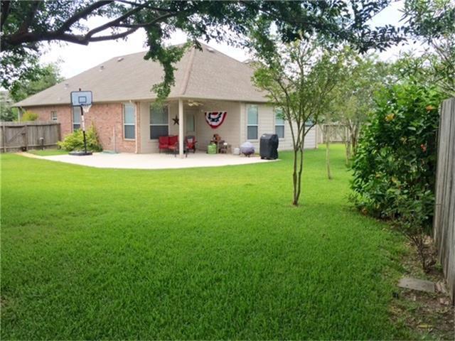 Foto del edificio - 6302 Richland Hills Dr