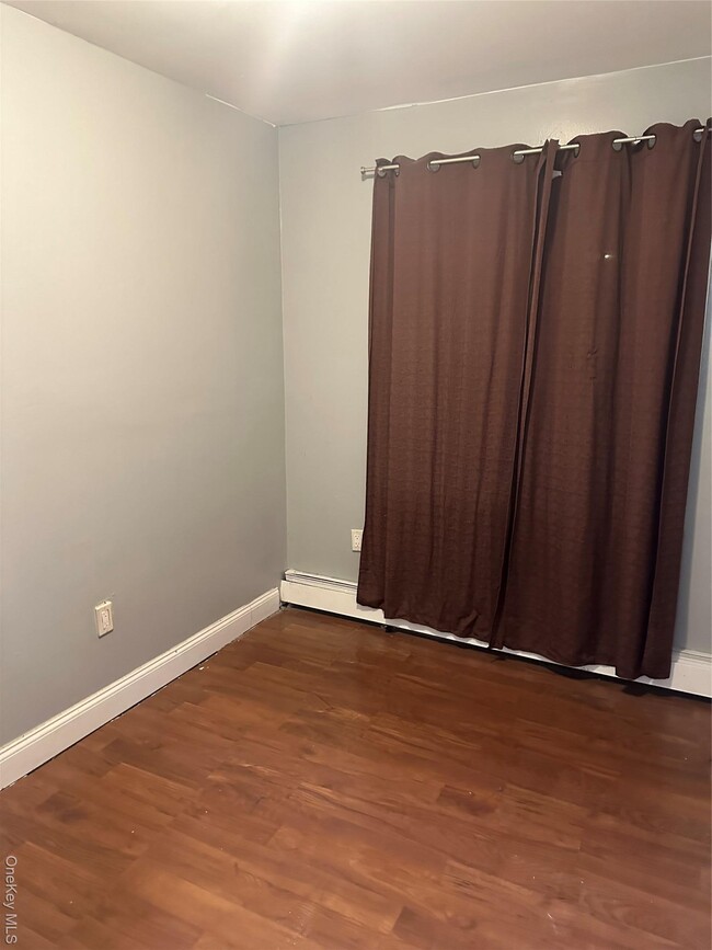 Foto del edificio - 180-11 146th Ave