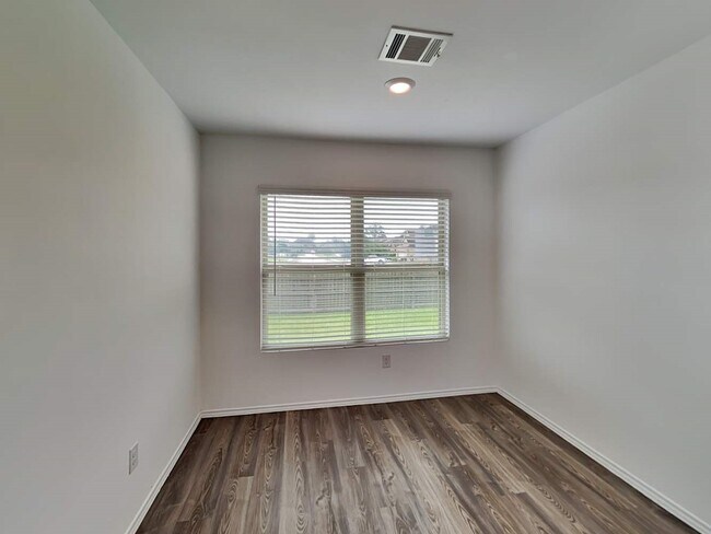 Foto del edificio - 5928 Rimini Landing Ln