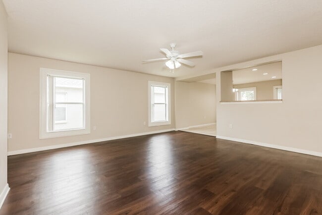 Building Photo - 2292 Blackwood Dr