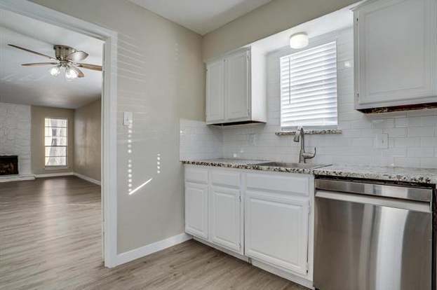 Foto principal - 10650 Steppington Dr