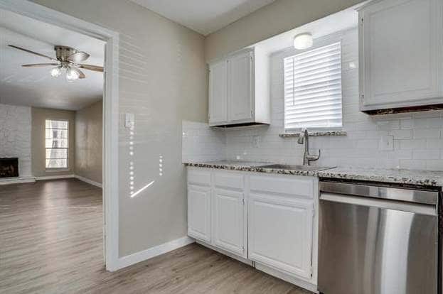 Primary Photo - 10650 Steppington Dr