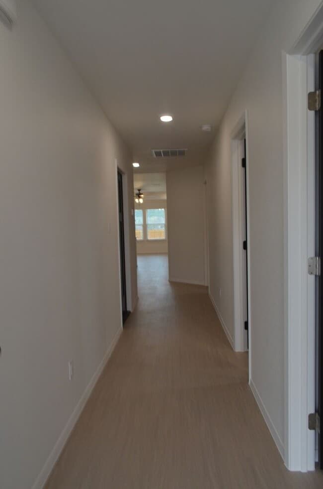 Building Photo - 1438 Walker Pl Blvd