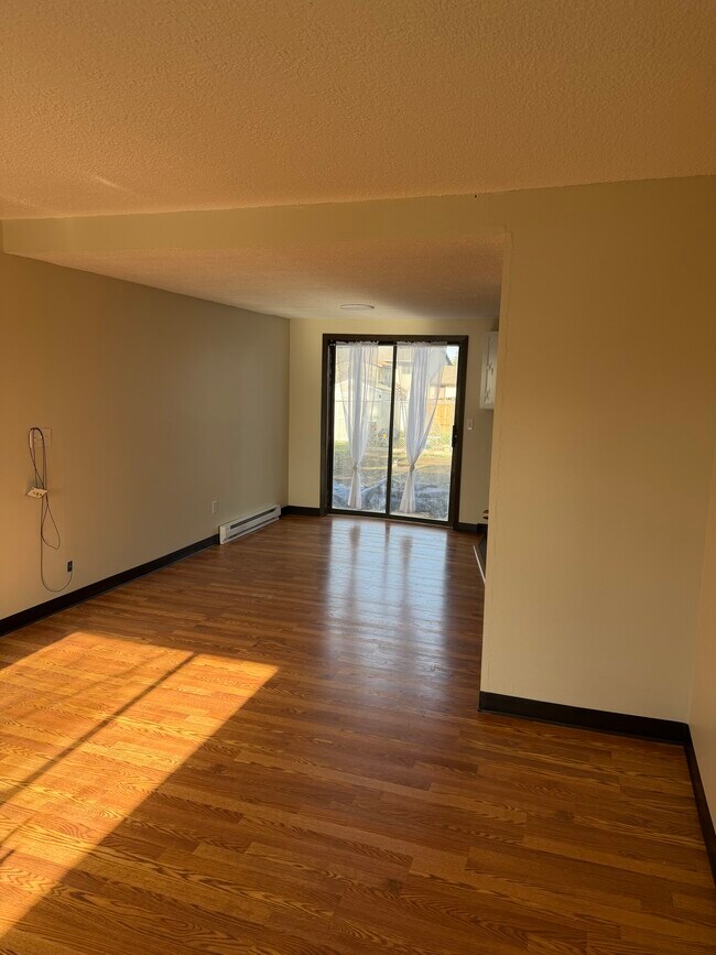 Foto del edificio - 2309 Mahogany Cir