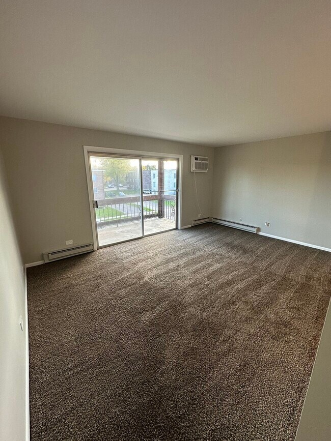 Foto del edificio - 5728 W 128th St