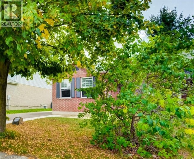 Building Photo - 122 Kovac Rd