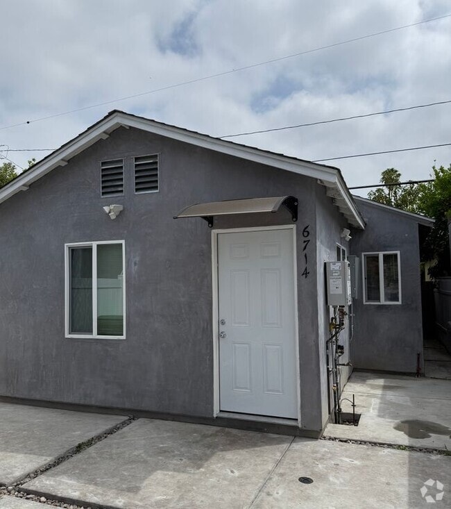 Building Photo - 6714 Etiwanda Ave