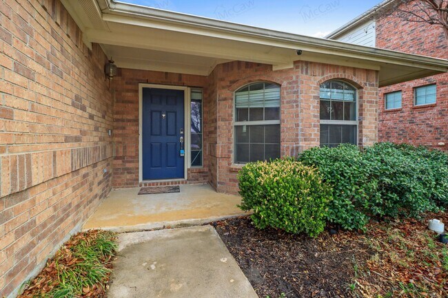 Building Photo - Highly Desirable 3/2 Home in Little Elm!